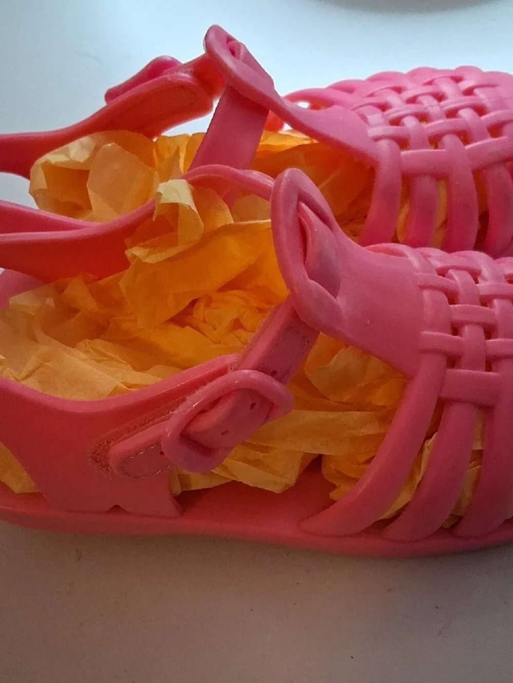 The Children's Place Pink Jelly Water Sandals Size 9.